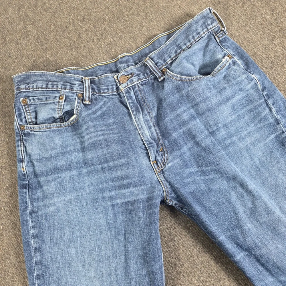 Levis 514 Mens Straight Fit Jeans 36x34 Measures 34x33 Med Wash Denim Distressed